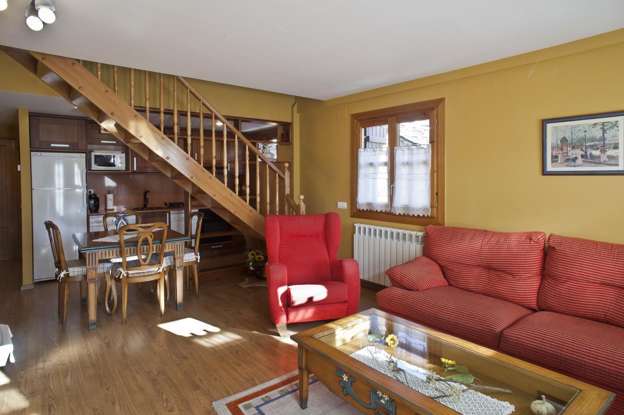 Apartamentos El Rincon De Benas Benasque Dış mekan fotoğraf
